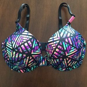 PINk Victoria’s Secret Push Up Bra